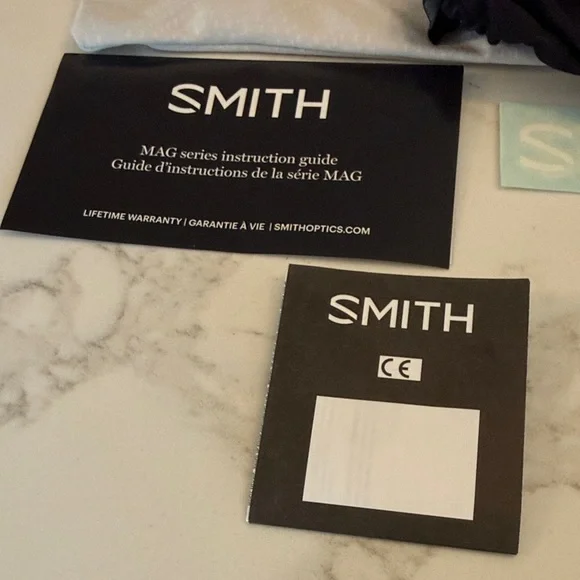 SMITH I/O Mag S Ski Goggles Chromapop Everyday Violet Mirror & Storm Blue Lens - Picture 3 of 8